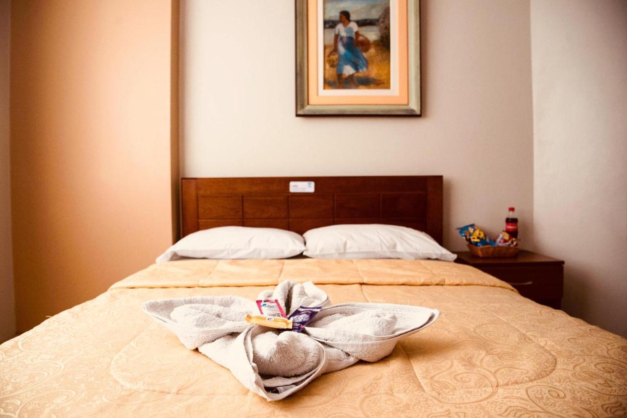 Hotel Jorge Chavez Trujillo Buitenkant foto
