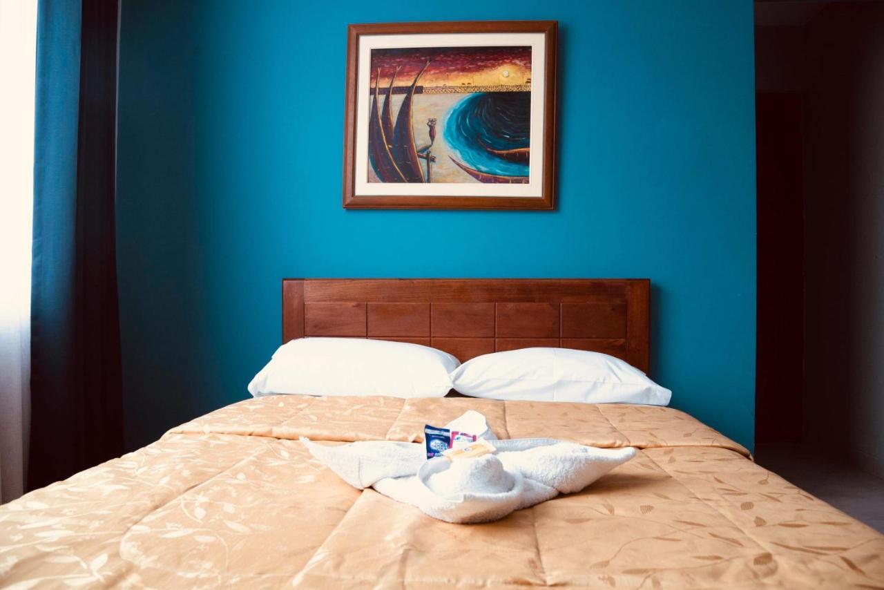 Hotel Jorge Chavez Trujillo Buitenkant foto